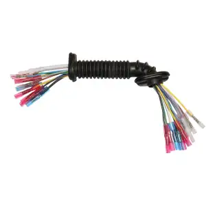 SENCOM Kabelbaum Heckklappe STOSSVERBINDER f&uuml;r VW Golf 4 1J1 links 10-polig